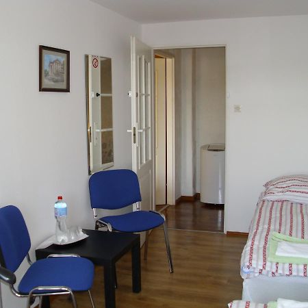 Pokoje Goscinne Irene Poznan Exterior foto