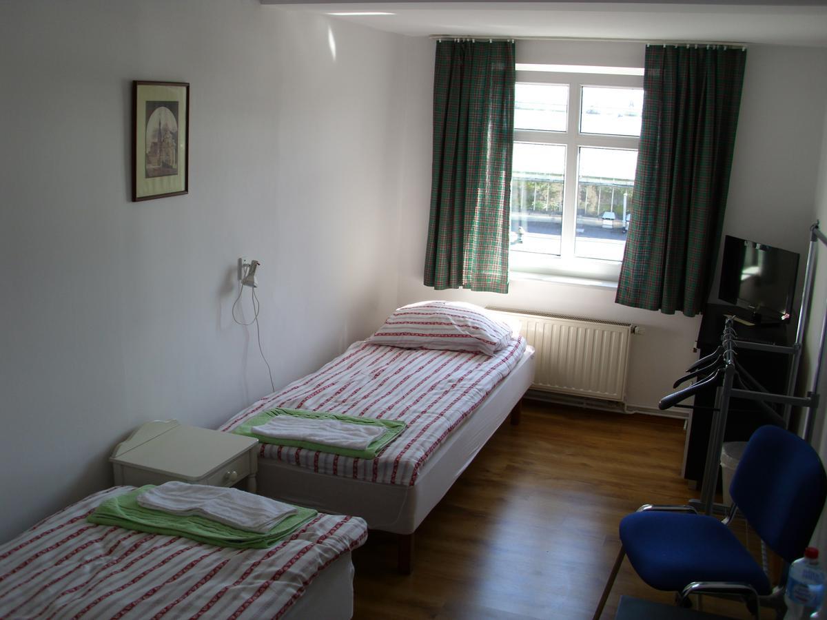 Pokoje Goscinne Irene Poznan Exterior foto